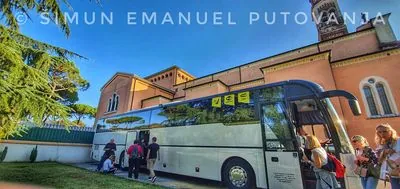 Simon Emanuel Travel
