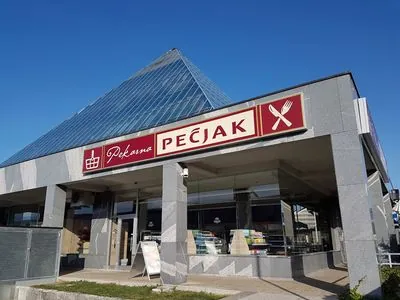 Pekarna Pečjak - Restavracija PIRAMIDA TRZIN
