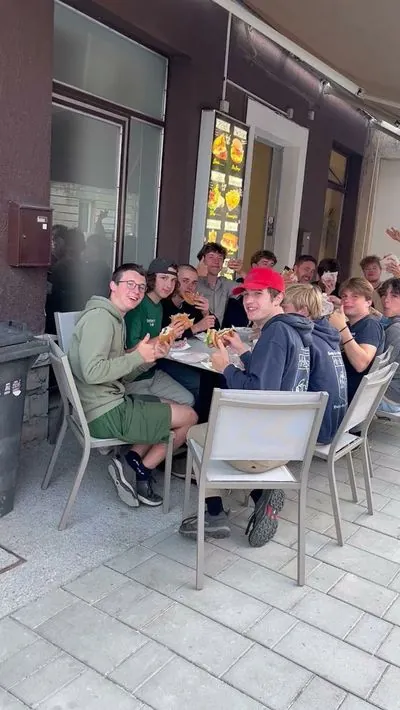 Majlont Cafeteria